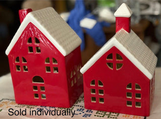 Larger Red Ceramic House LED lit,  CR2450 battery WORKS|134528