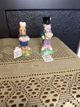 Vintage March Hare Alice and Wonderland Salt & Pepper Shakers|68500