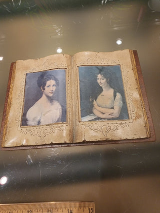 Vtg Book Wall Plaque Silk Lady Portraits RSV|71269