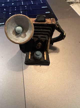 #62 VV Vintage minature camera  MTS|61142