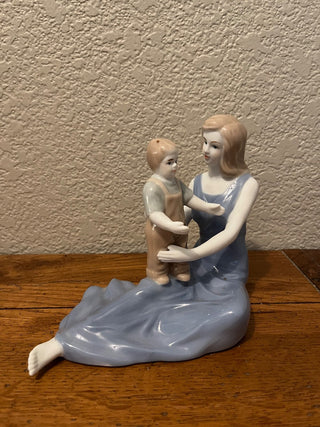 Porcelain Mother And Child RCD