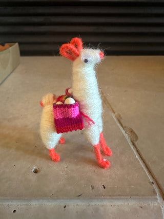 Small Peruvian Llama/alpaca carrying baskets, wool, tree ornament  RCD|95470