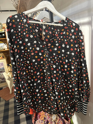 PG-CAbi ls blouse w/ flowers  MTS|118141