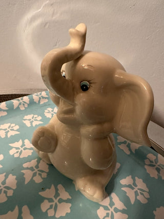 Elephant Bank White Ceramic MTS|119992