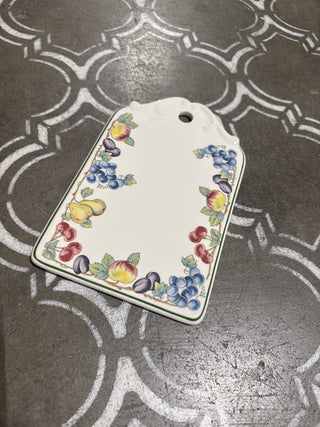 AJ - Cheese Board with Fruit Design MTS