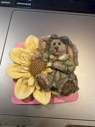 #62 VV Boyd Sunflower Bear MTS