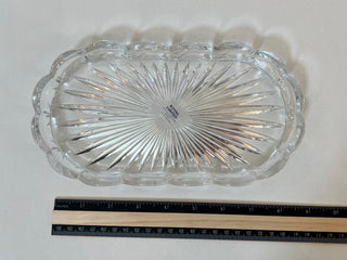 Vintage scalloped crystal tray|58649