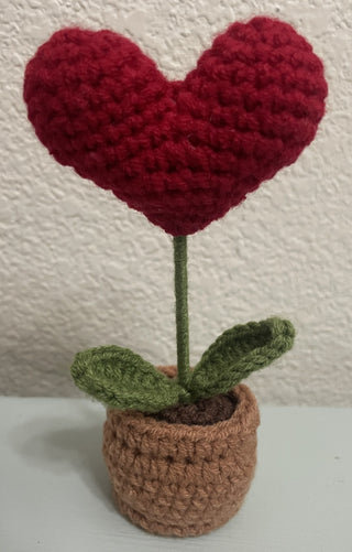 Crochet Heart Growing Pot MTS|68169