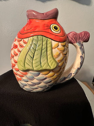 Pitcher Koi Fish WCL China MTS|69250