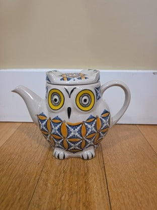 RF Royal Hand Painted Owl Teapot