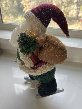 This Skating Santa Claus figurine-RSV|126797