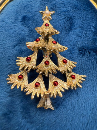 Vintage Christmas Tree Brooch Signed Gerrys Pin GoldTone Red Balls Pearl|139052