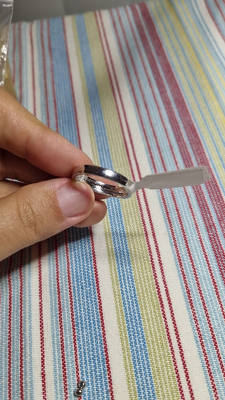 Costume ring with rhinestones Sz9.5|68318