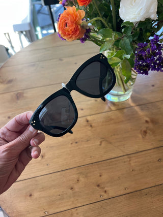 Black Avery JCU  Sunglasses w/gold accents|66300