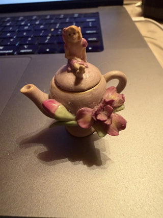 Teapot miniature fairy lavender orchid flower Collectible #62 VV MTS