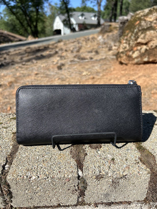 Michael Kors Black Saffiano Leather Jet Set Zip Wallet RSV