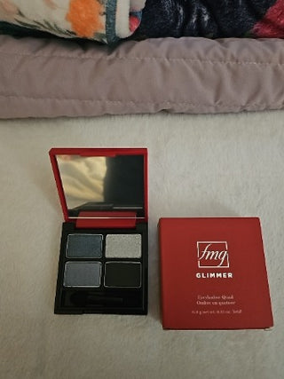 Eyeshadow Quad. Color: Vixen