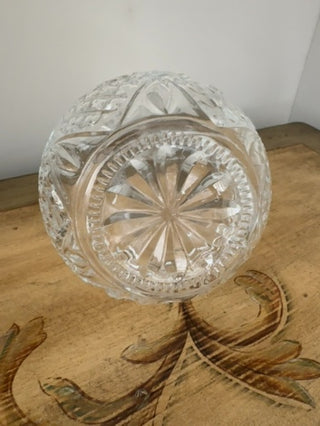 AJ - Round Glass Decanter and Stopper