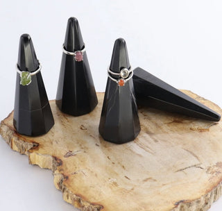 Black Marble Cone Ring Holder RSV