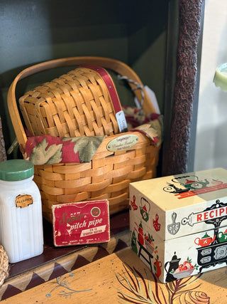 Longaberger Hostess 2004 Appreciation Basket