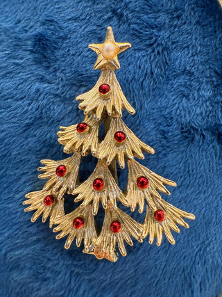 Vintage Christmas Tree Brooch Signed Gerrys Pin GoldTone Red Balls Pearl|139049