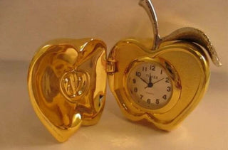Waterbury Apple Clock by Timex #62 VV MTS|103164