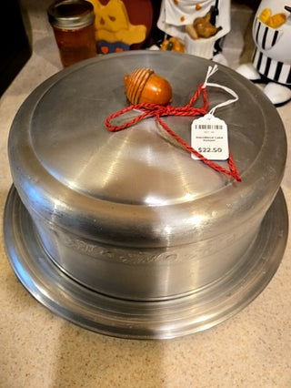 WestBend Cake Keeper