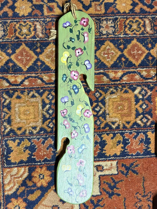 DECOR: VTG Wood Wall Pot Hanger MTS|103883