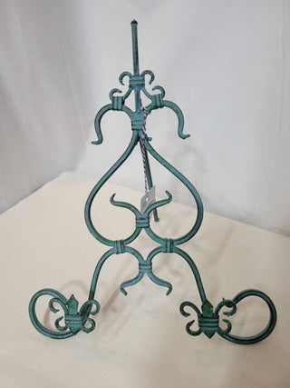 13-1/2" Tall Green Metal Plate Holder RCD