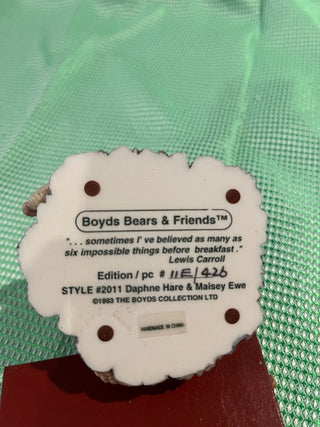 Boyds Bears #2011 Daphne Hare & Maisey Ewe Figurine RSV