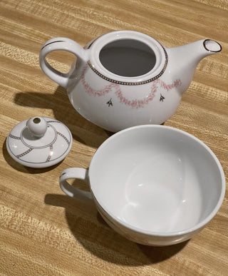 7" Royal Butler Teapot w/ Cup Set--SP RCD