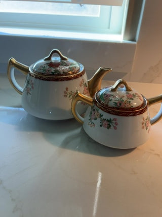 Set of vintage Japanese Kutani Teapot and sugar bowl
