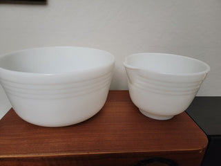 Pyrex Hamilton Beach Milkglass Mixing Bowl Set RCD