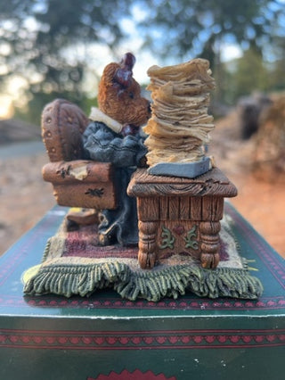 ORIGINAL BOX Boyds Bears & Friends "Ms. Griz ... Monday Morning"