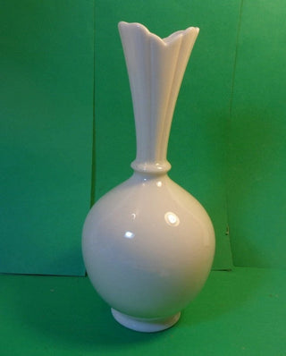 Lenox 7 3/4 White Bud Vase #62 VV MTS