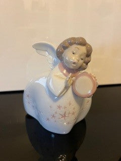 #1865 Lladro Little Angel w/Tambourine RSV