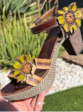 Spring Step Women's Brown and Yellow Sandals 62 VV MTS|96092