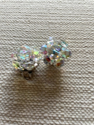 Vintage  aurora borealis clip on earrings