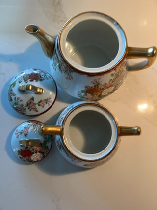 Set of vintage Japanese Kutani Teapot and sugar bowl