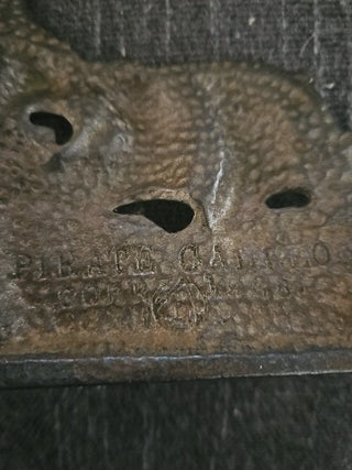 RM826-Metal Ship Book End