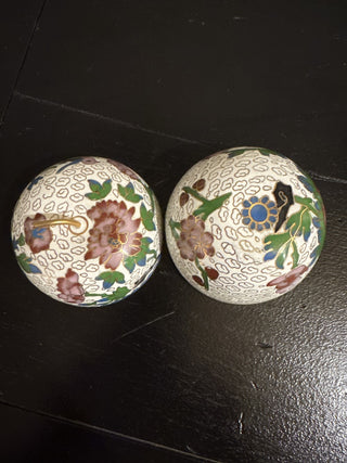AJ - Vintage Cloisonne Apple Trinket Box MTS|64892