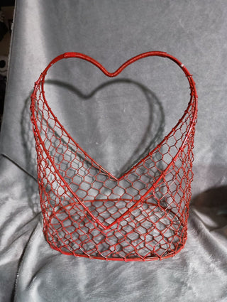 vintage red wire metal heart-shaped basket rsv