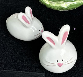 Bunny Salt & Pepper Shakers MTS