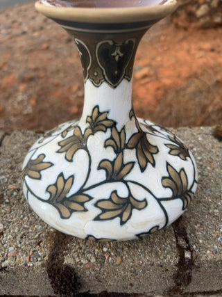 KW 6.25” Chinese Cizhou Kiln Vase Black White Porcelain Bisque Matte Sgraffito Peony Vase