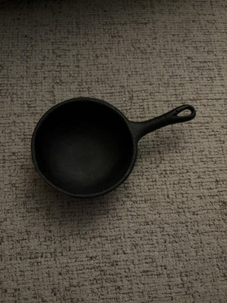 Mini Black Cast Iron Skillet / Frying Pan 4”