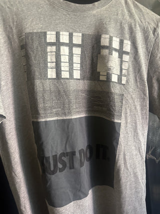 Nike grey t-shirt #47 VV MTS|100120