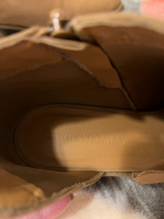 Cynthia Rowley TJX Camel Bootie Size 9