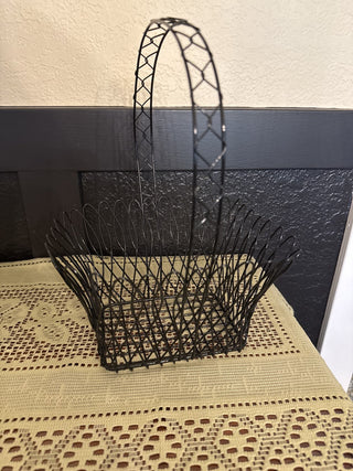 Vintage Square Wire Basket - RCD