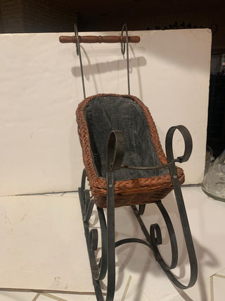 Vintage wicker & Wrought iron sleigh MTS|133969