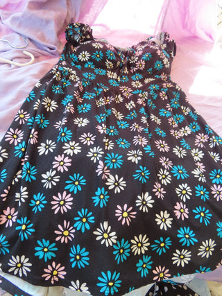 Navy Blue Sun Dress with daisies size L  MTS